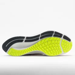 Nike Air Zoom Pegasus 38 Women's Chile Red/Black -Next stop, Sports. 045280 4