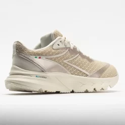 Diadora Mythos Blushield Volo 2 Women's Bright Gold/Whisper White 11 Diadora Mythos Blushield Volo 2 Women's Bright Gold/Whisper White -Next stop, Sports. 048586 6